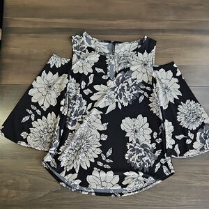 Forever Jade Black & White Floral Cold Shoulder Bell Sleeve Blouse  Large